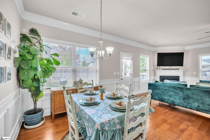 Property image 3 at 315 Barrett Chase Drive, Simpsonville, SC 29680