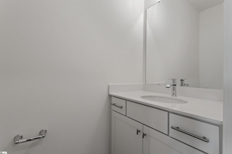 Property image 5 of 206 Toal Court in Bellevue, Greenville, SC 29611