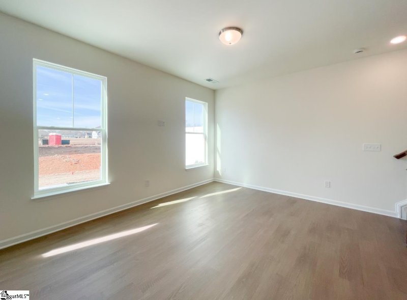 Property image 3 of 226 Toal Court in Bellevue, Greenville, SC 29611