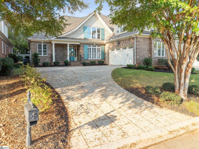 207 Hammetts Glen Way