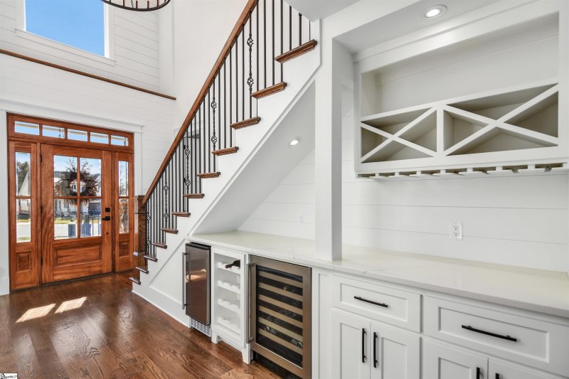 Property image 3 at 3 Angelo Court, Greenville, SC 29607