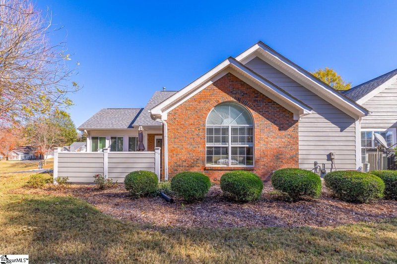 Property image 3 at 201 Heritage Club Drive, Greenville, SC 29615