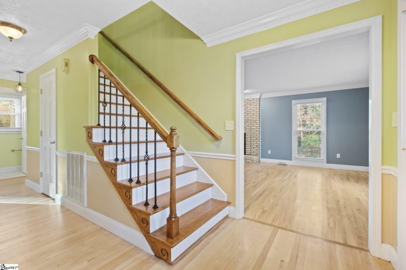 Property image 4 at 5 Nielson Circle, Taylors, SC 29687