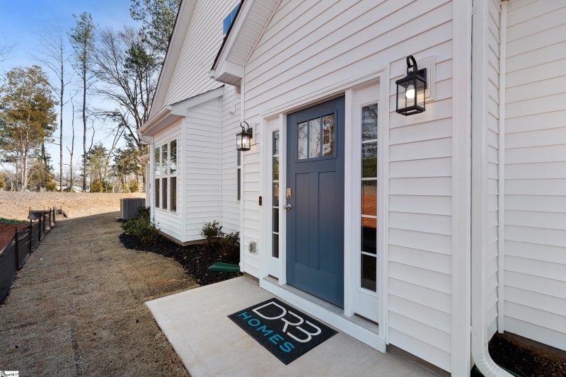 Property image 2 at 1512 Shallons Court, Spartanburg, SC 29301