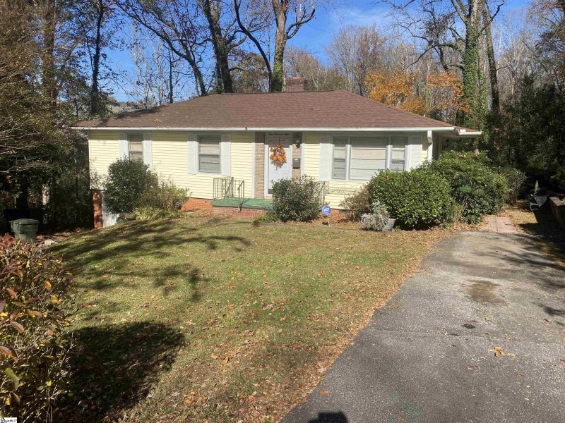 Property image 2 at 308 Dupont Drive, Greenville, SC 29607