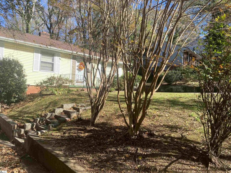 Property image 4 at 308 Dupont Drive, Greenville, SC 29607