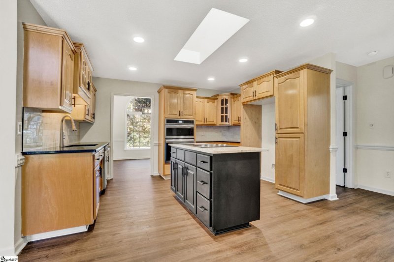 Property image 5 at 116 Brendle Drive, Simpsonville, SC 29681