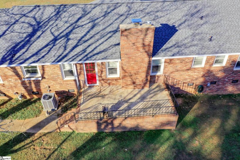 Property image 4 at 213 Edgewood Drive, Mauldin, SC 29662-1945