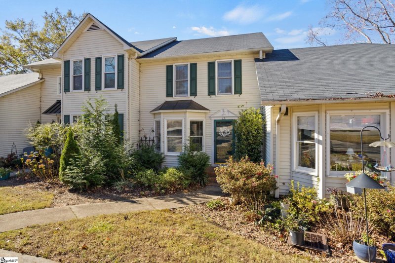 Property image 2 at 321 Angie Drive, Taylors, SC 29687