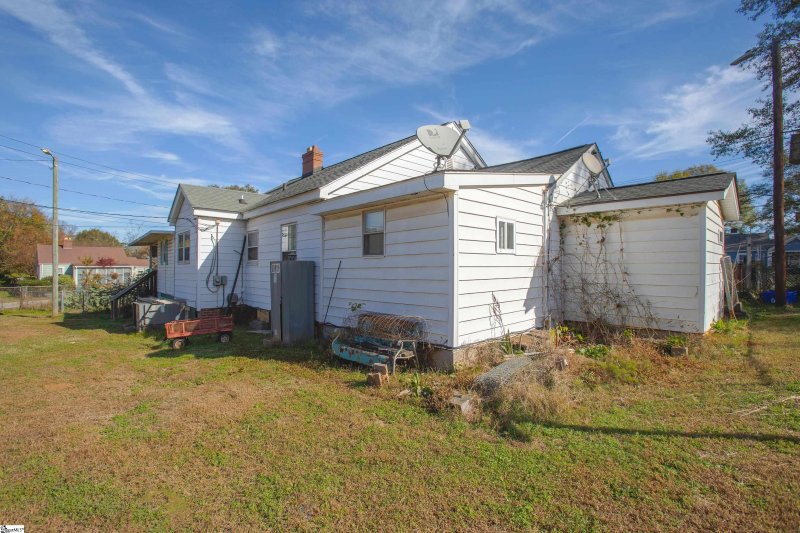 Property image 4 at 5 Spruce Street, Greenville, SC 29611