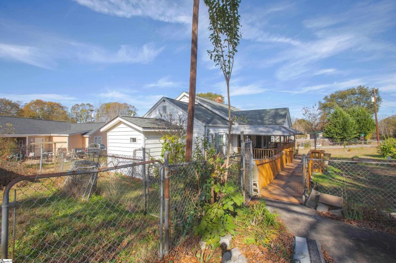 Property image 5 at 5 Spruce Street, Greenville, SC 29611