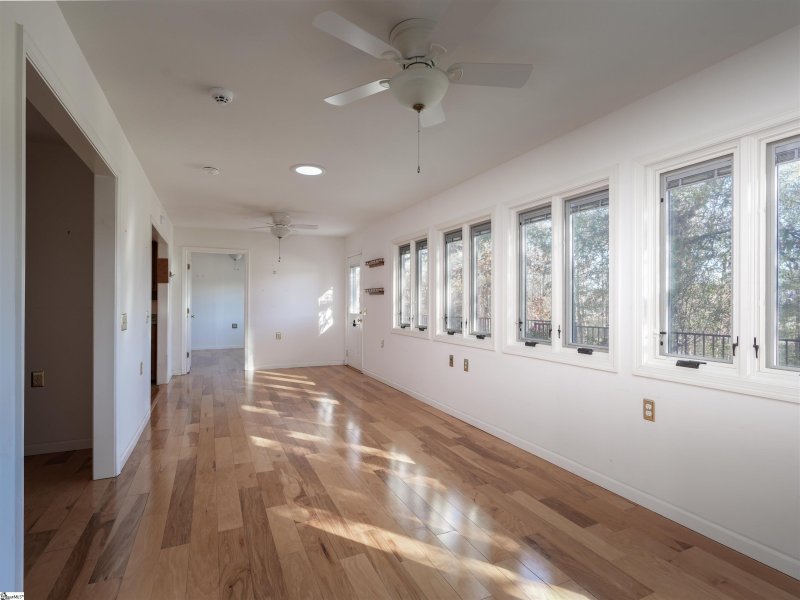 Property image 4 at 204 Creek Forest Drive, Greenville, SC 29615-5302