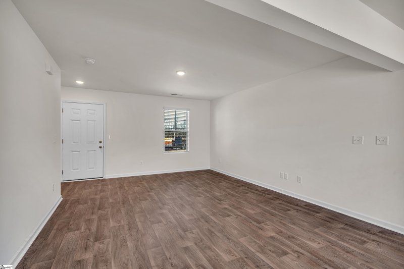 Property image 4 at 6034 Willutuck Drive, Boiling Springs, SC 29316