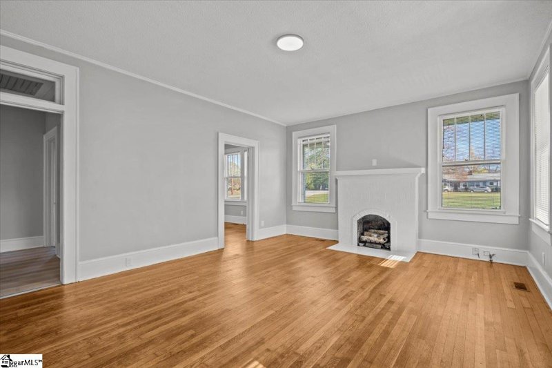 Property image 2 at 101 Anita Court, Spartanburg, SC 29302