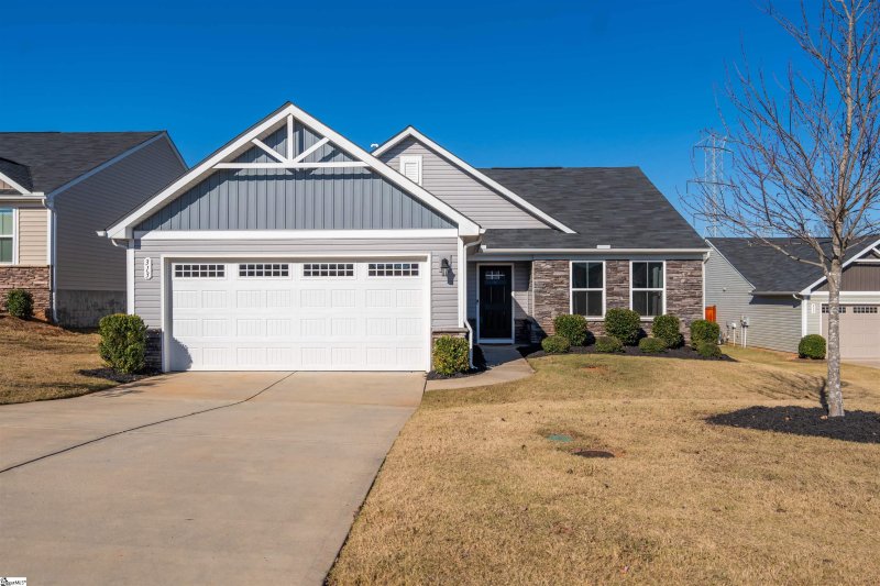 313 Fairmeadow Way