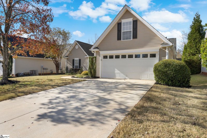 Property image 2 at 105 Mystic Court, Simpsonville, SC 29681