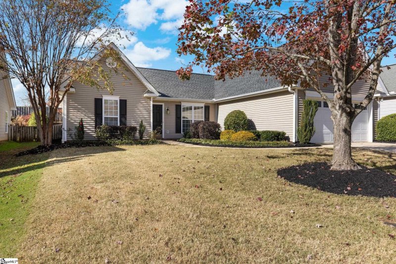 Property image 3 at 105 Mystic Court, Simpsonville, SC 29681