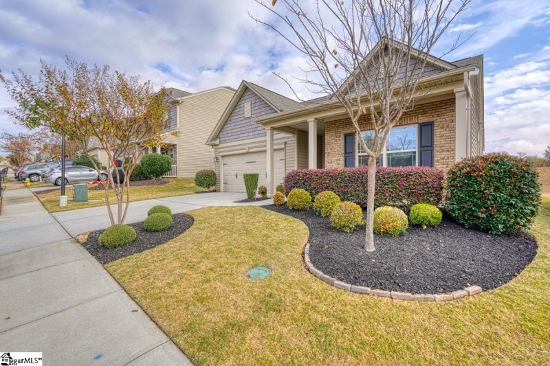 Property image 2 at 201 Penrith Court, Simpsonville, SC 29681