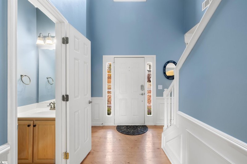 Property image 5 at 107 Waterton Way, Simpsonville, SC 29680