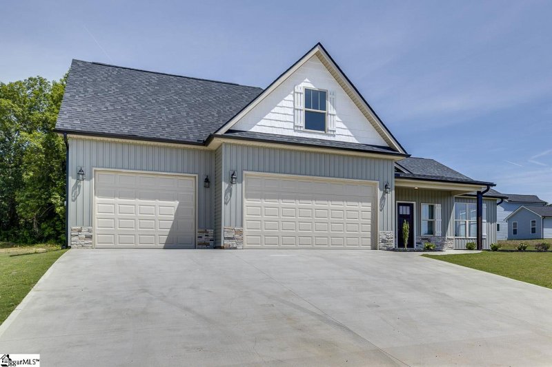 Property image 3 at 112 Legacy Lane, Pickens, SC 29671