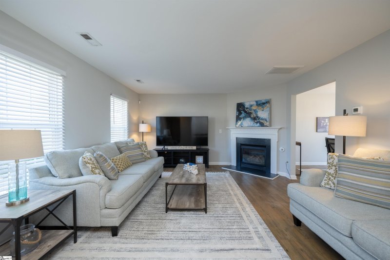 Property image 4 at 513 Flanders Court, Greenville, SC 29607