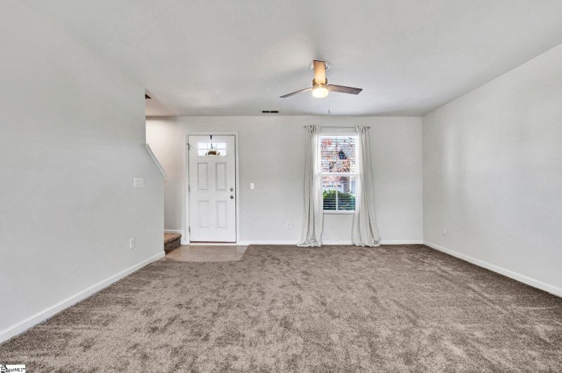 Property image 4 at 11 Tattershall Road, Greenville, SC 29605