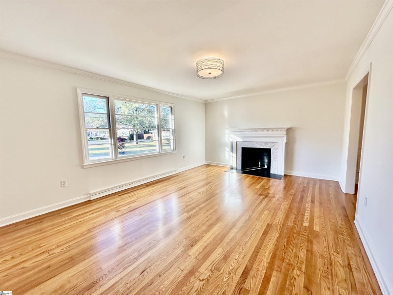 Property image 4 at 18 Brentwood Drive, Greenville, SC 29609