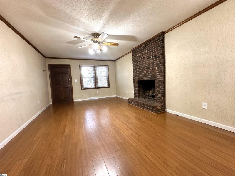 Property image 3 at 124 Brookview Circle, Greenville, SC 29605