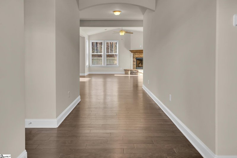 Property image 2 at 411 Longfellow Way, Simpsonville, SC 29681