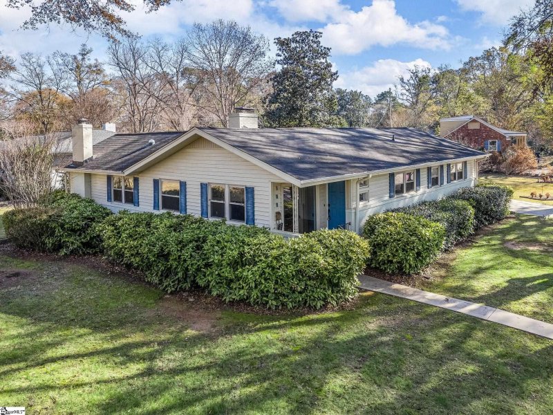 Property image 4 at 108 Kent Place, Spartanburg, SC 29307