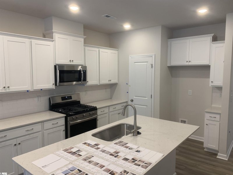 Property image 4 at 221 Paneer Lane, Taylors, SC 29687