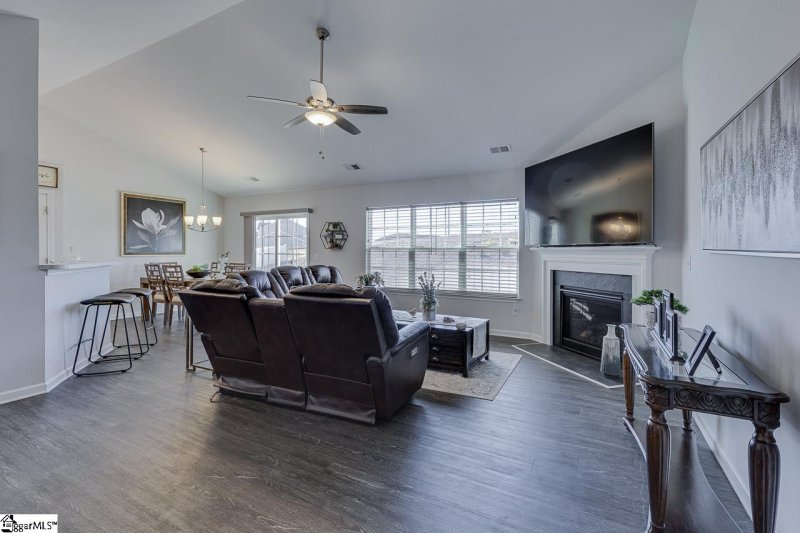 Property image 5 at 305 Florio Court, Greenville, SC 29607