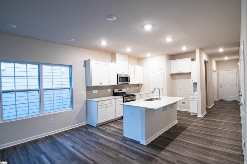 Property image 4 at 227 Paneer Lane, Taylors, SC 29687