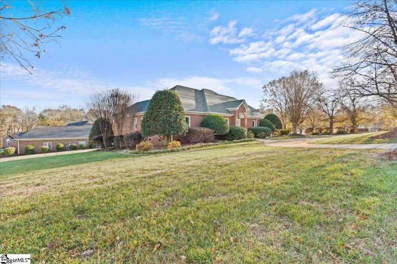 Property image 2 at 328 Wilkshire Loop, Moore, SC 29369