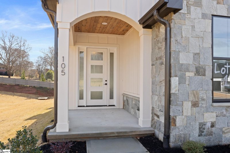 Property image 3 at 105 Selby Drive, Clemson, SC 29631