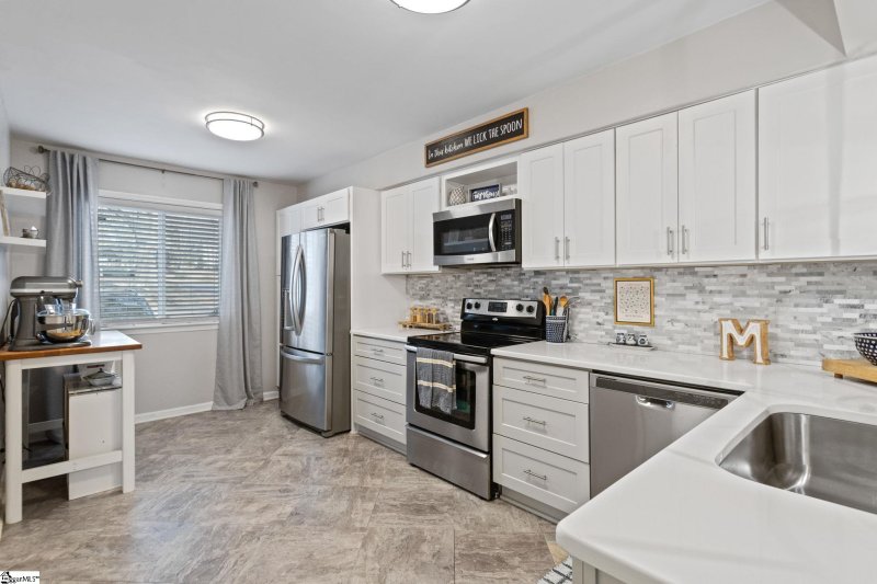 Property image 5 at 3106 Bethel Road, Simpsonville, SC 29681