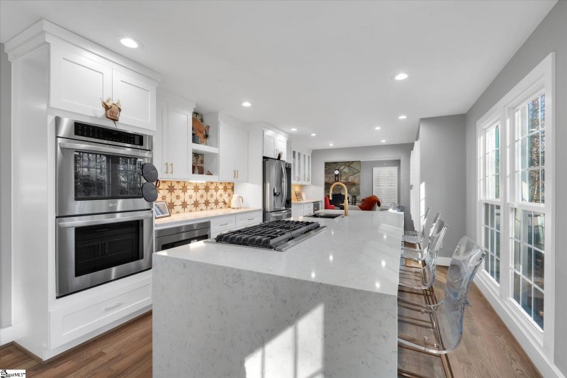 Property image 5 at 223 Burning Bush Road, Greenville, SC 29607