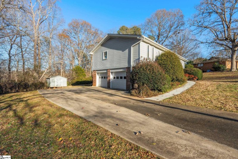 Property image 3 at 113 Kennelworth Way, Easley, SC 29640