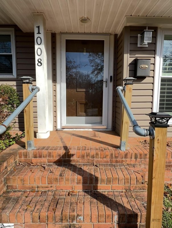 Property image 4 at 1008 Summit Drive, Greenville, SC 29609
