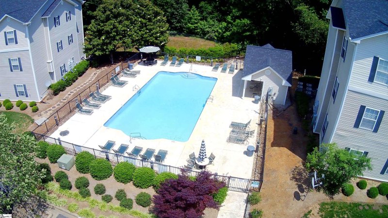 Property image 3 at 231 Mckenna Circle, Greenville, SC 29615