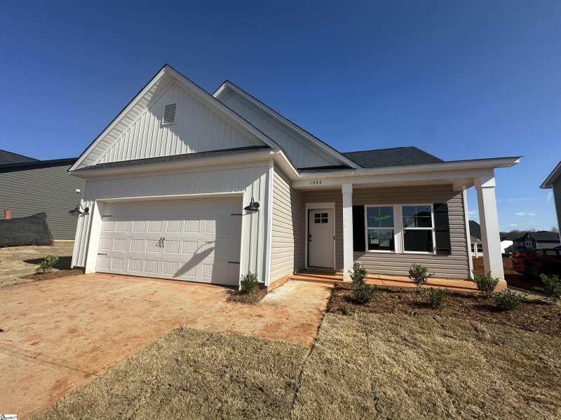 Property image 2 at 1043 Leoni Drive, Wellford, SC 29385