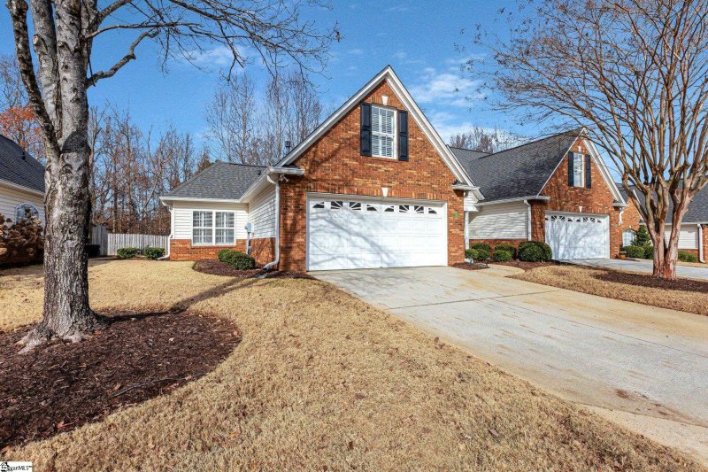 821 Woodsford Drive