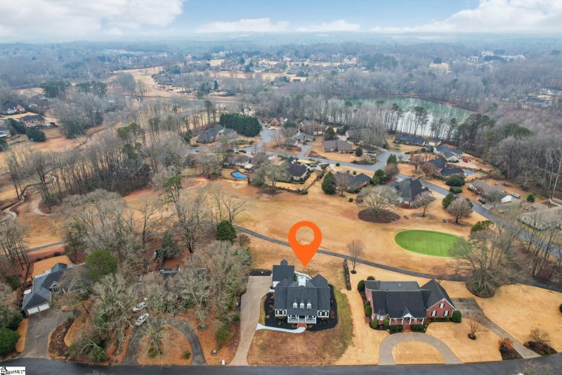 Property image 2 at 106 Tanglewood Drive, Easley, SC 29642