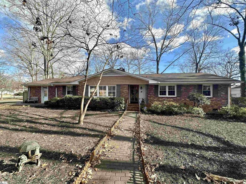 Property image 3 at 16 Kimberly Lane, Taylors, SC 29687