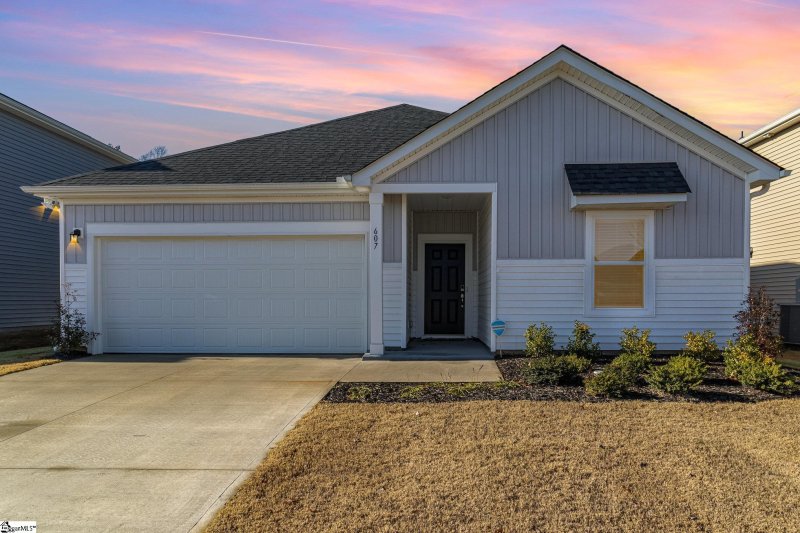 Property image 2 at 607 Splendid Place, Simpsonville, SC 29680