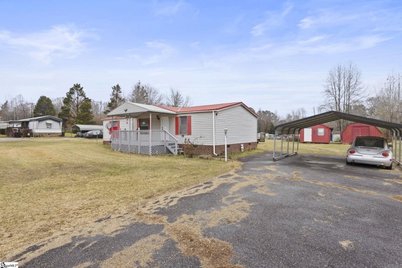 Property image 2 of 511 Clear Dawn Drive in Mt Carmel Hills, Easley, SC 29640