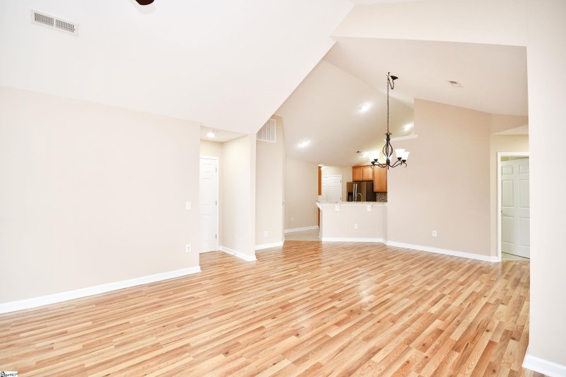 Property image 4 at 132 High Hat Circle, Greenville, SC 29617