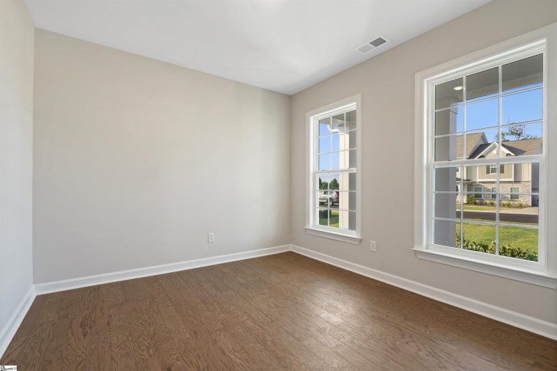 Property image 3 at 204 Isleview Place, Greer, SC 29651