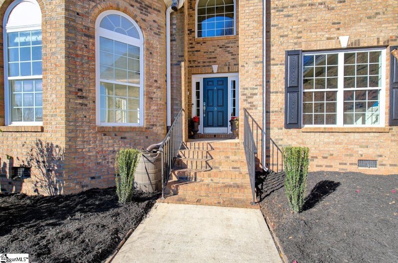 Property image 2 at 3 Kettering Court, Easley, SC 29642