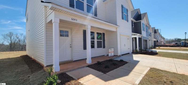 Property image 4 at 6043 Willutuck Drive, Boiling Springs, SC 29316